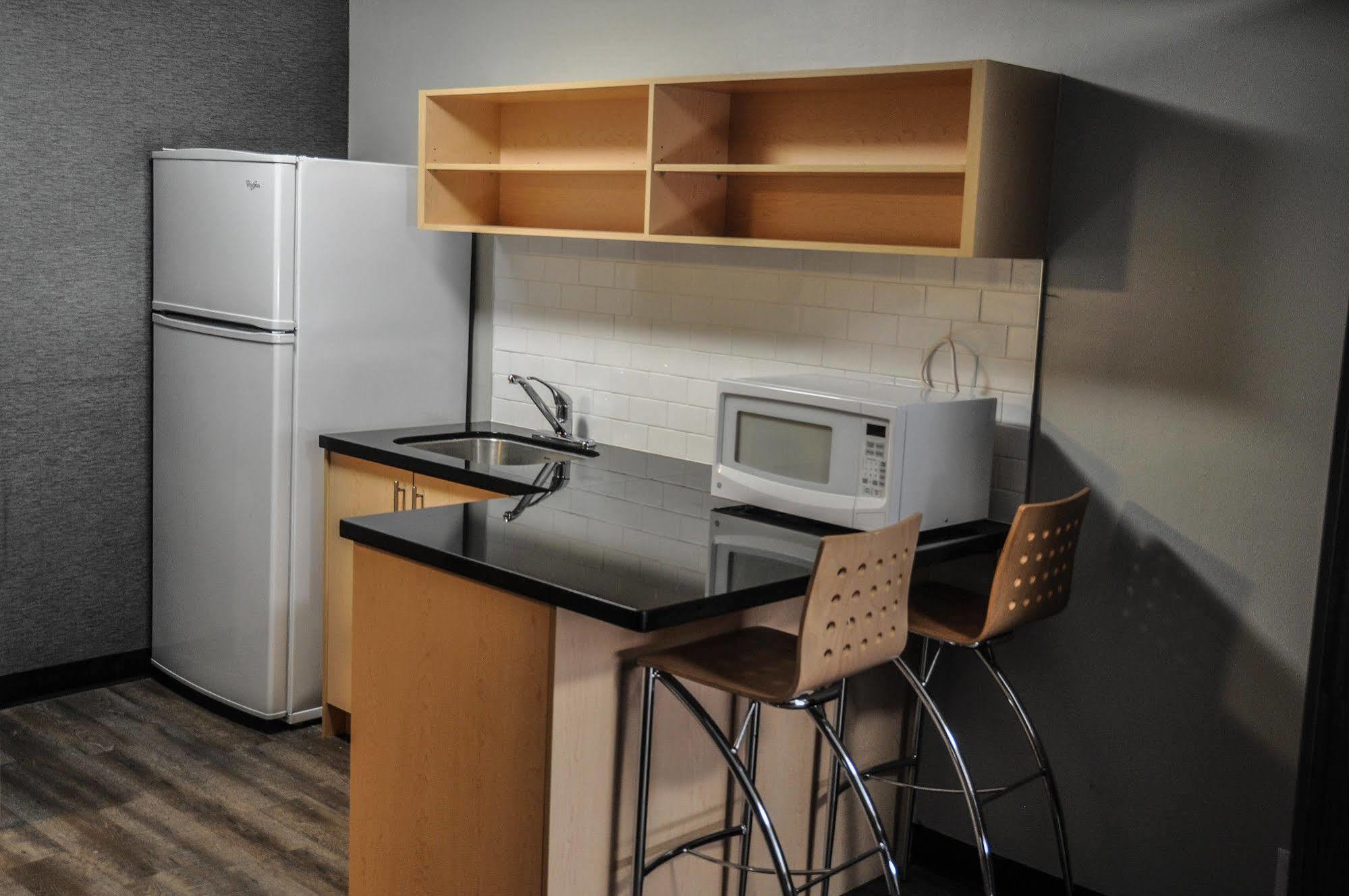 Residence & Conference Centre - Kitchener-Waterloo Экстерьер фото