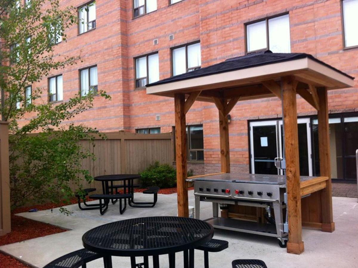 Residence & Conference Centre - Kitchener-Waterloo Экстерьер фото